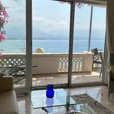 In The Hearth Of City, Seaview. Apartment *